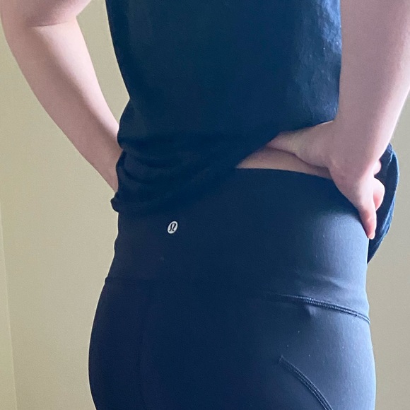 lululemon black leggings - Picture 3 of 3